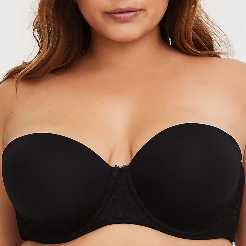 Torrid lace strapless black push up bra